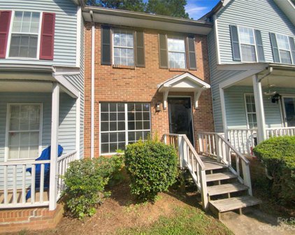 6337 Windsor Gate  Lane, Charlotte