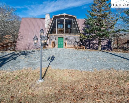 123 Skiway Circle, Beech Mountain