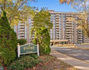 1808 Old Meadow Rd Unit #906, Mclean image