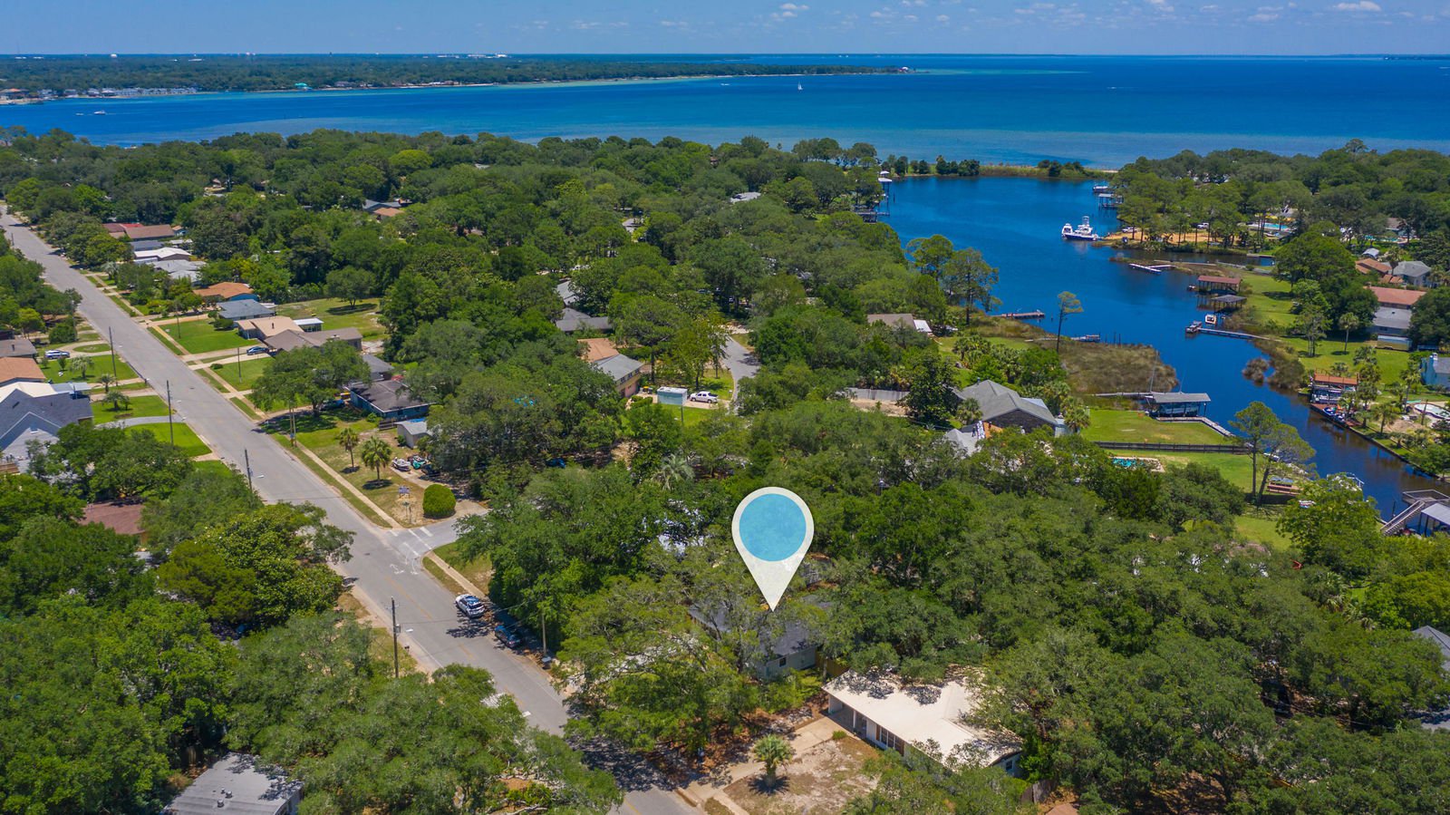 107 NE Ne Ferry Road, Fort Walton Beach FL 32548, Property Listing 848544,