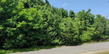 8846 Ox Rd, Lorton