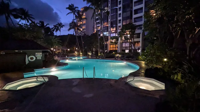 Mauna Luan Pool