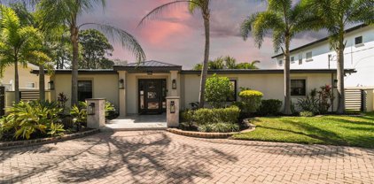 2115 S West Shore Boulevard, Tampa