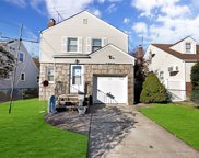 101 Broadway, West Hempstead image