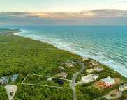 85 Surfside Avenue, Montauk image