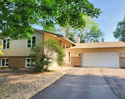 2637 Clearview Avenue, Mounds View