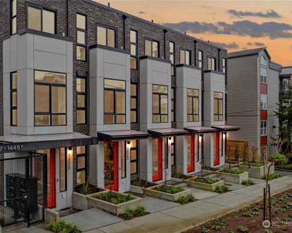 1435 E Howell Street, Seattle