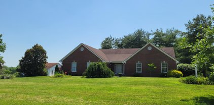 4897  Fords Mill Road, Versailles