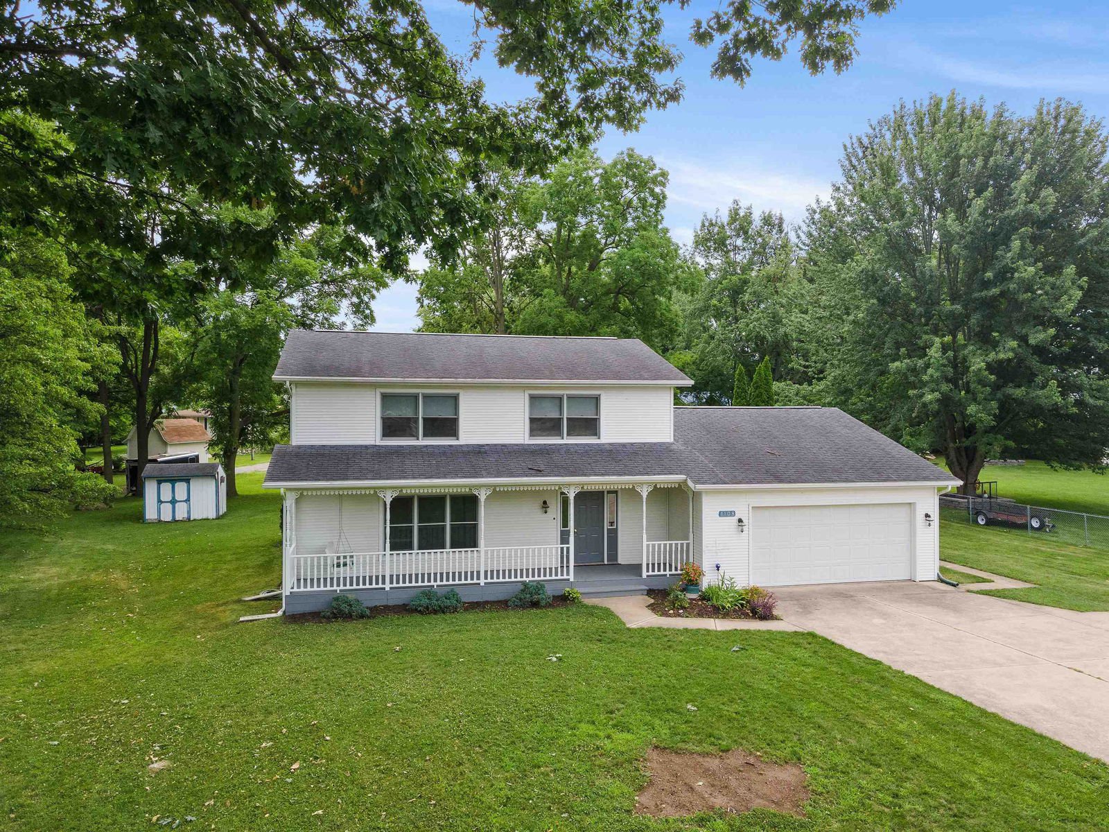 1108 N Hiawatha Drive, Syracuse, 46567