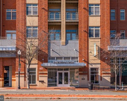309 Holland Ln Unit #338, Alexandria