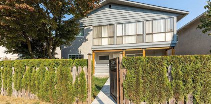 2611 E 48th Avenue, Vancouver