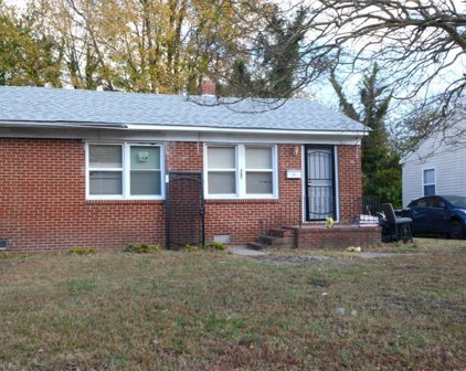 387 Carver Circle, Central Portsmouth