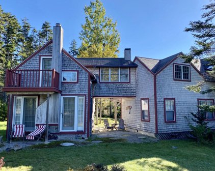 75 Boy Scout Point Road, Vinalhaven