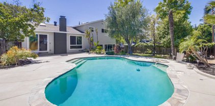 6979 Bobhird Dr, San Carlos