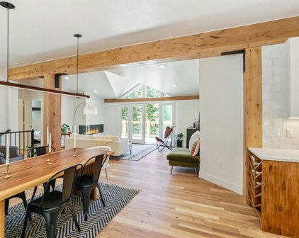 476 County Road 674, Breckenridge