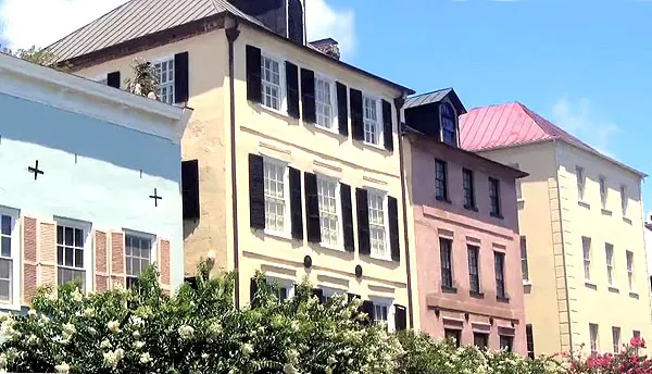 Rainbow Row Charleston