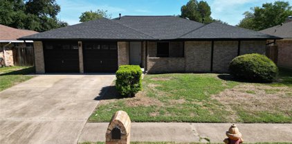 2225 W Clare Street, Deer Park