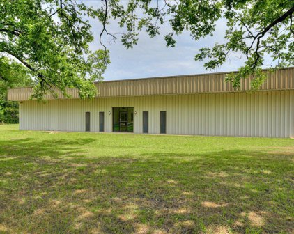 1002 COMMERCE Drive, Lincolnton