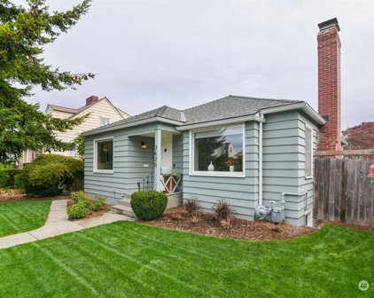 3620 45th Avenue SW, Seattle