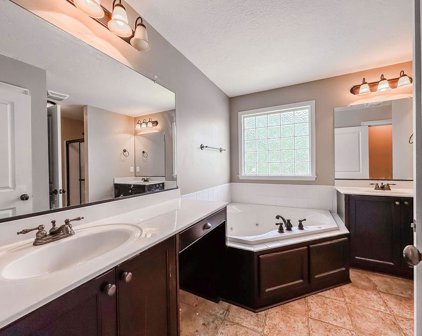 4832 Apple Court, Augusta