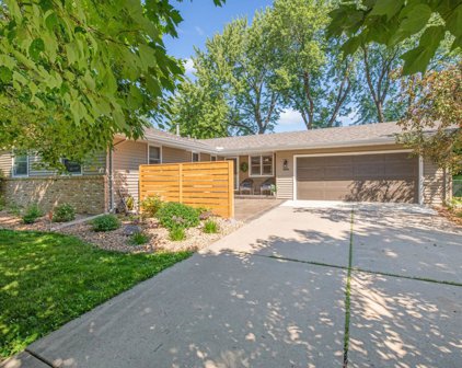 2596 17th Street NW, New Brighton