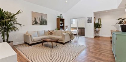 2309 Palmetto AVE B, Pacifica