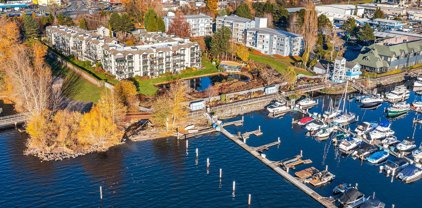 6121 NE 175th Street Unit #A201, Kenmore