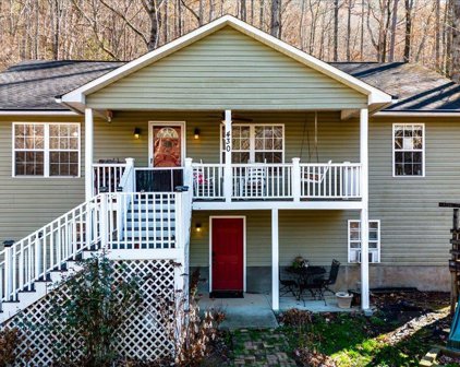 430 Gap Creek Road, Marietta