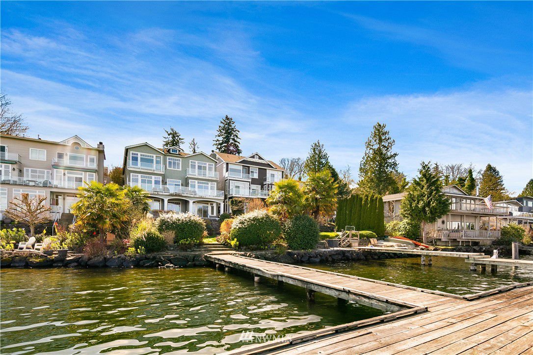 10230 Rainier Avenue S, Seattle, WA 98178