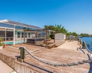 5312 Flora Avenue, Holiday image
