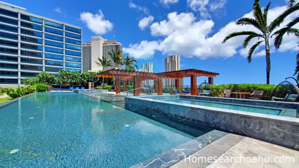 One Ala Moana Amenity Pool