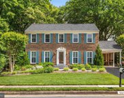 5517 Shooters Hill Ln, Fairfax image