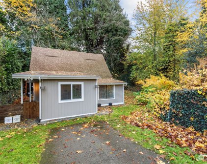 9336 56th Avenue S, Seattle