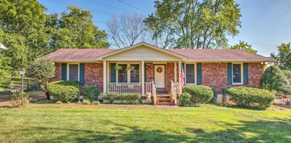 154 Hardaway Dr, Goodlettsville