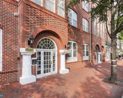 4951 Brenman Park Dr Unit #411, Alexandria