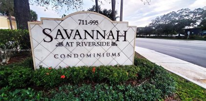 927 Riverside Dr Unit #334, Coral Springs