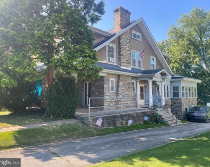 322 Shadeland Ave, Drexel Hill
