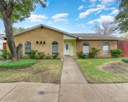 10955 Middle Knoll  Drive, Dallas image
