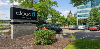 5601 Smetana Drive Unit #1017, Minnetonka