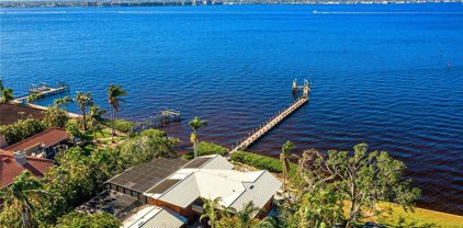 5597 Sundown Harbor Court, Fort Myers