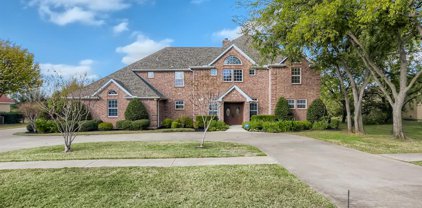 2875 S Lakeview  Drive, Cedar Hill