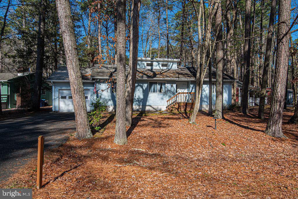31 Falconbridge Rd, Ocean Pines MD 21811