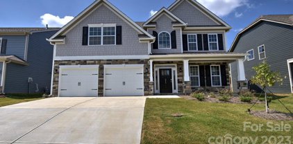 136 Aviendha  Lane, Troutman