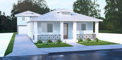 1875 5th Street, Sarasota