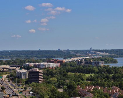 5904 Mount Eagle Dr Unit #1610, Alexandria