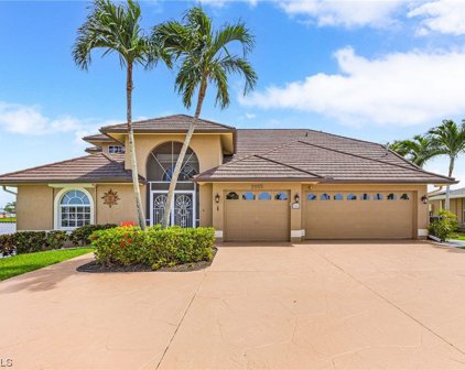 2055 Se 28th  Terrace, Cape Coral