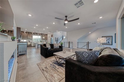 8119 Monsoon Bay Street, Las Vegas