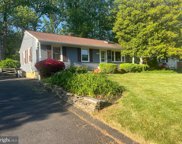 10834 Woodhaven Dr, Fairfax image