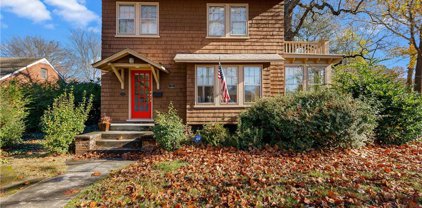 130 Ocanoe Place, Hampton West