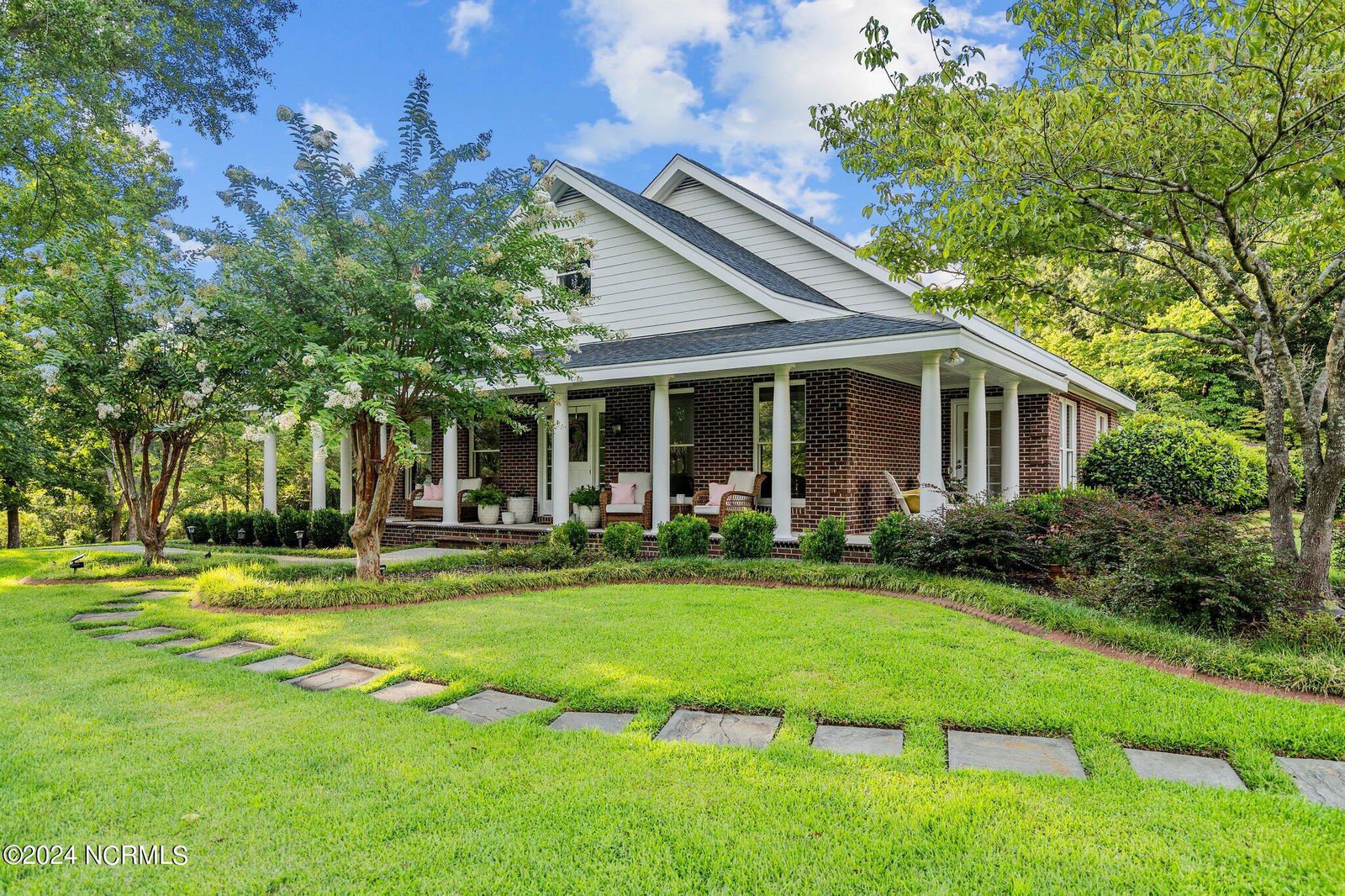 Wilmington NC Home for Sale 668 Scotts Hill Loop Road, Wilmington, 28411